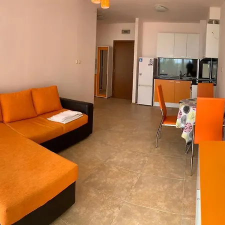 Grand Kamelia Sunny Апартамент *
